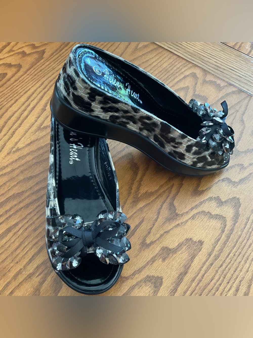 Helen’s Heart Crystal Rhinestone Bow Wedge Slide Mules, Animal Print, Sz 8